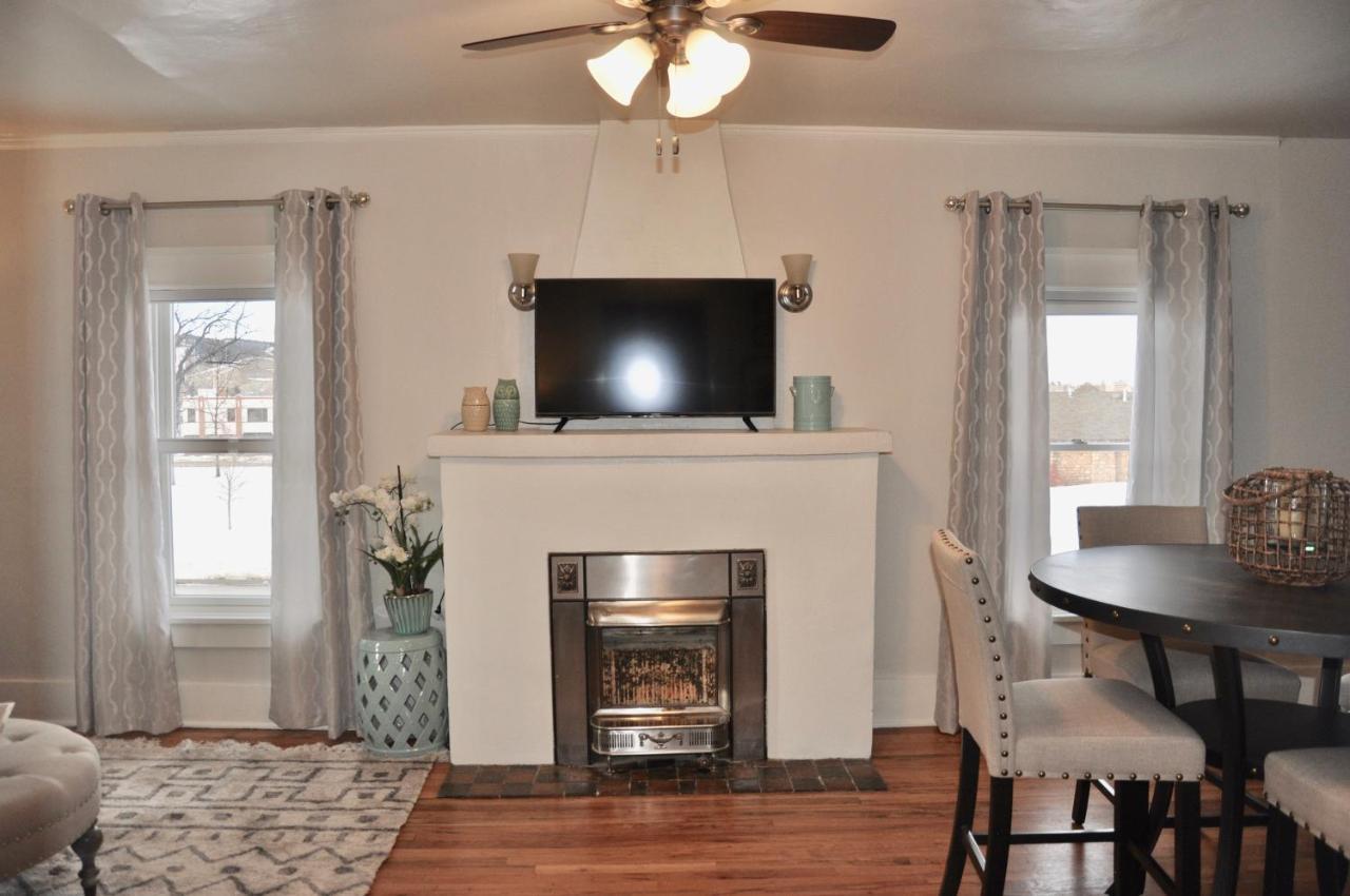 Cozy 2 Bdrm Vacation Rental - 1 Mile To Dtwn Rapid Stadt Exterior foto