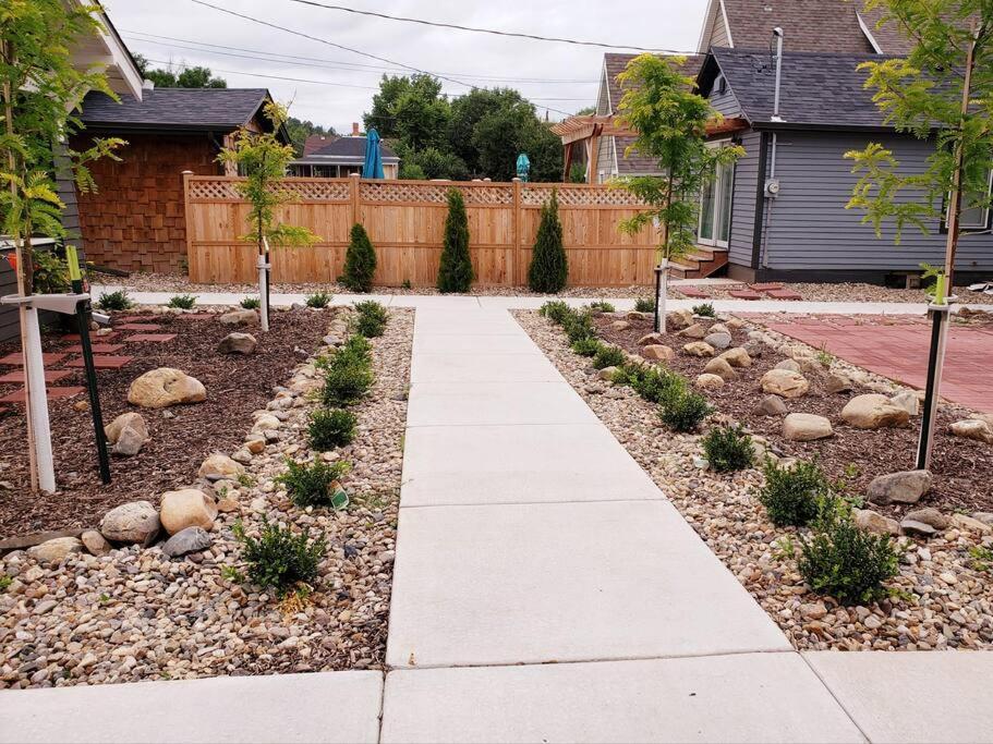Cozy 2 Bdrm Vacation Rental - 1 Mile To Dtwn Rapid Stadt Exterior foto
