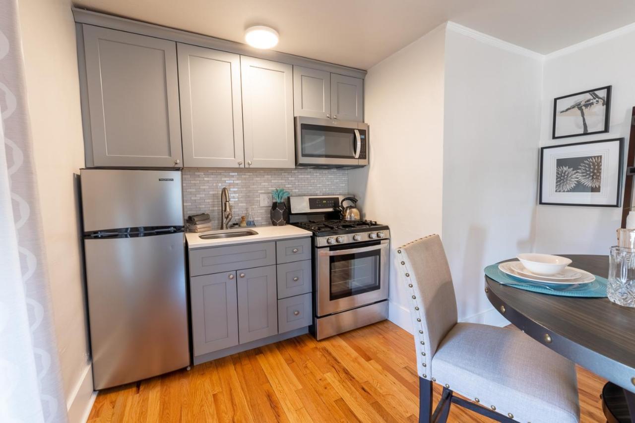 Cozy 2 Bdrm Vacation Rental - 1 Mile To Dtwn Rapid Stadt Exterior foto