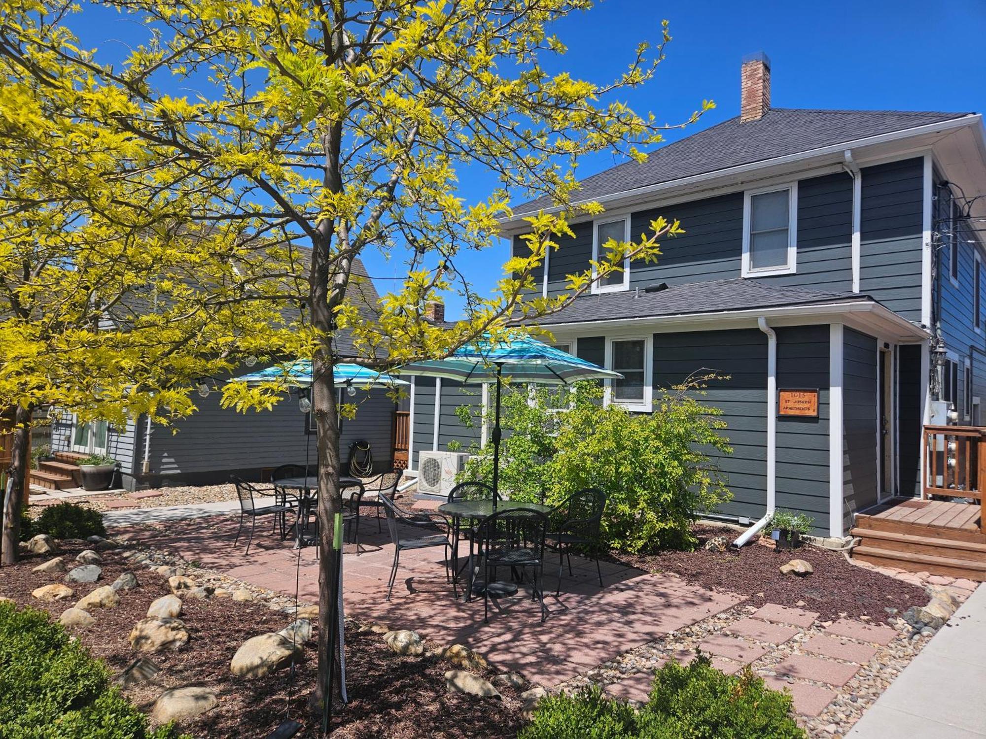 Cozy 2 Bdrm Vacation Rental - 1 Mile To Dtwn Rapid Stadt Exterior foto